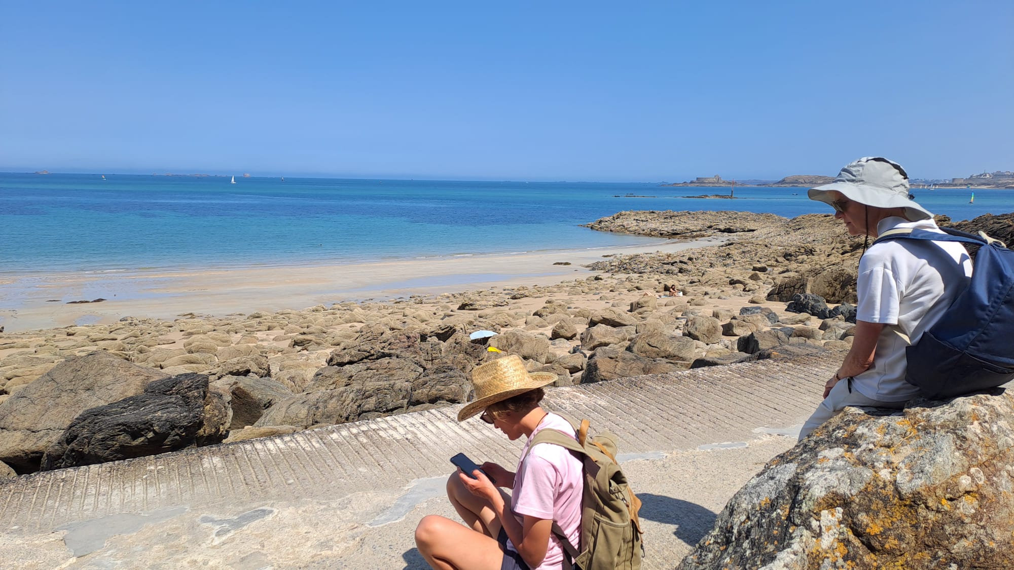 Les sœurs de l’Assomption réunies pendant leurs vacances en Bretagne